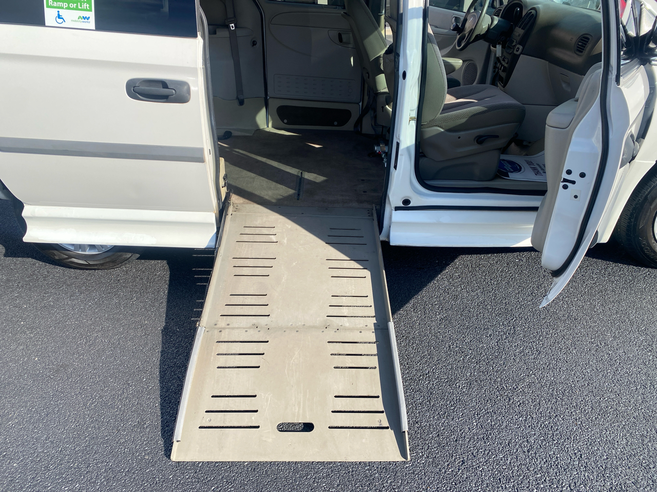 Dodge Grand Caravan 4dr SE 2006