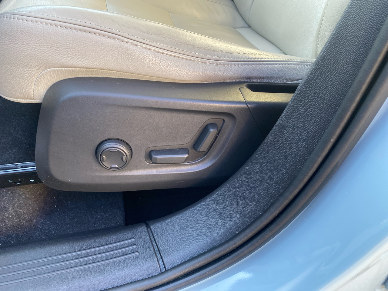 Volvo XC40 T4 FWD Momentum 2019