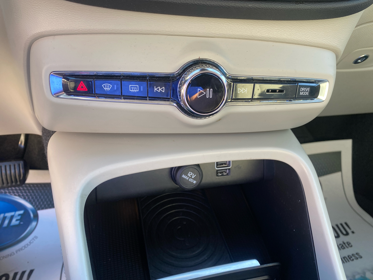 Volvo XC40 T4 FWD Momentum 2019