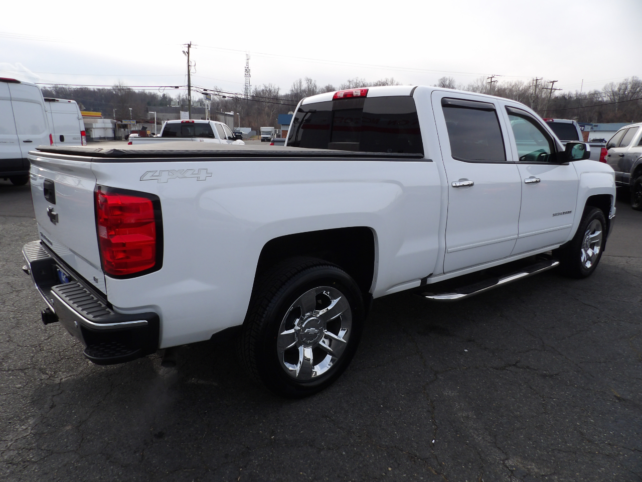 Chevrolet Silverado 1500 LT Crew Cab Long Box 4WD 2015
