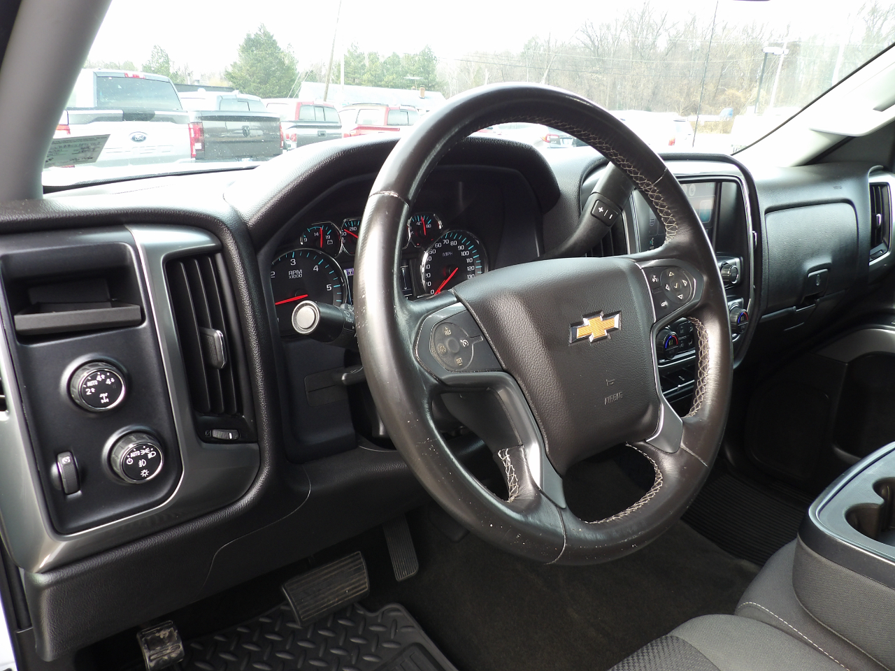 Chevrolet Silverado 1500 LT Crew Cab Long Box 4WD 2015