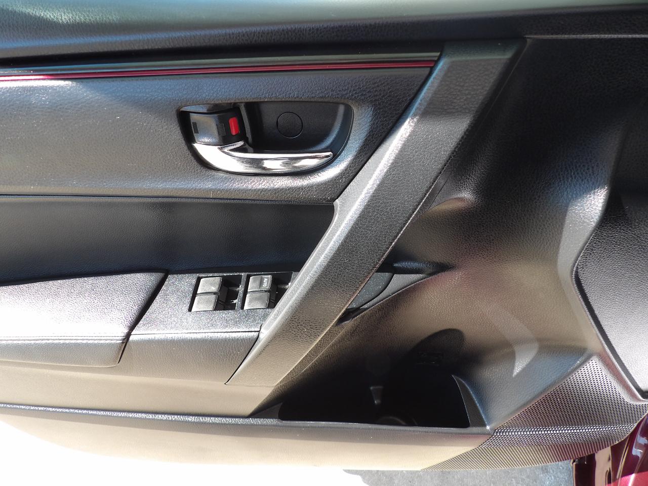 Toyota Corolla LE CVT 2017