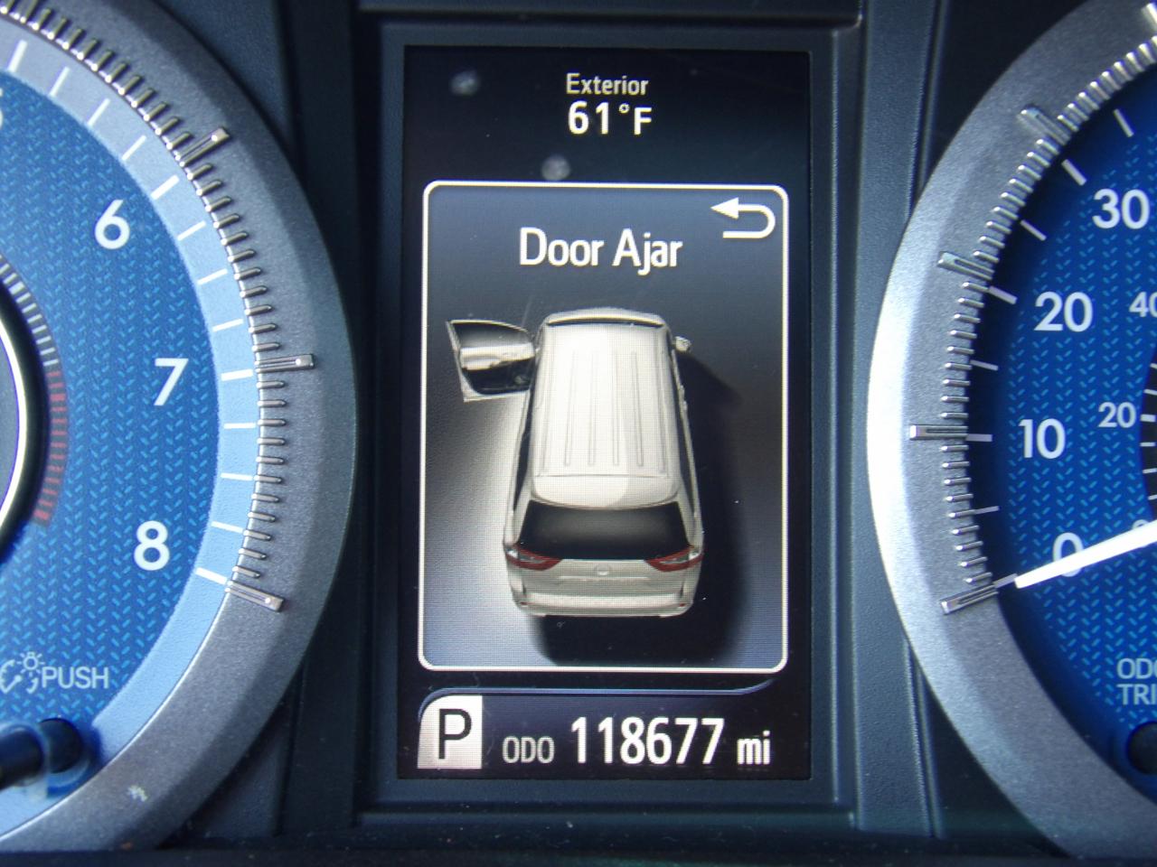 Toyota Sienna XLE 7-Passenger AWD 2017