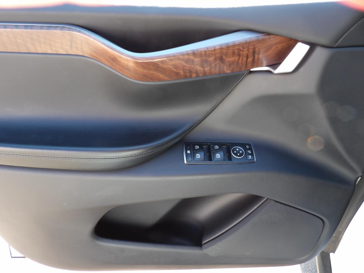 Tesla Model X Long Range AWD *Ltd Avail* 2020