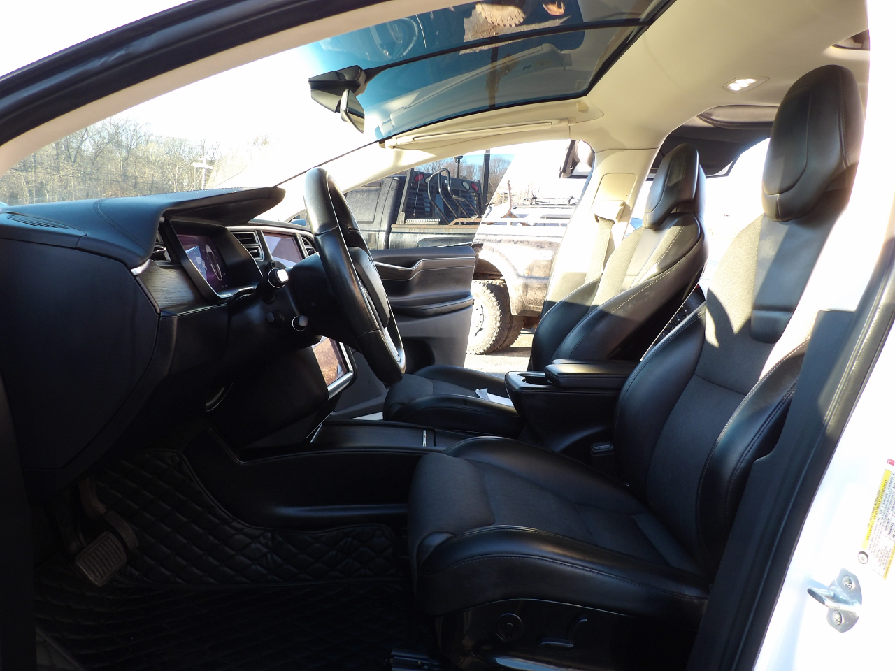 Tesla Model X AWD 4dr 70D *Ltd Avail* 2016