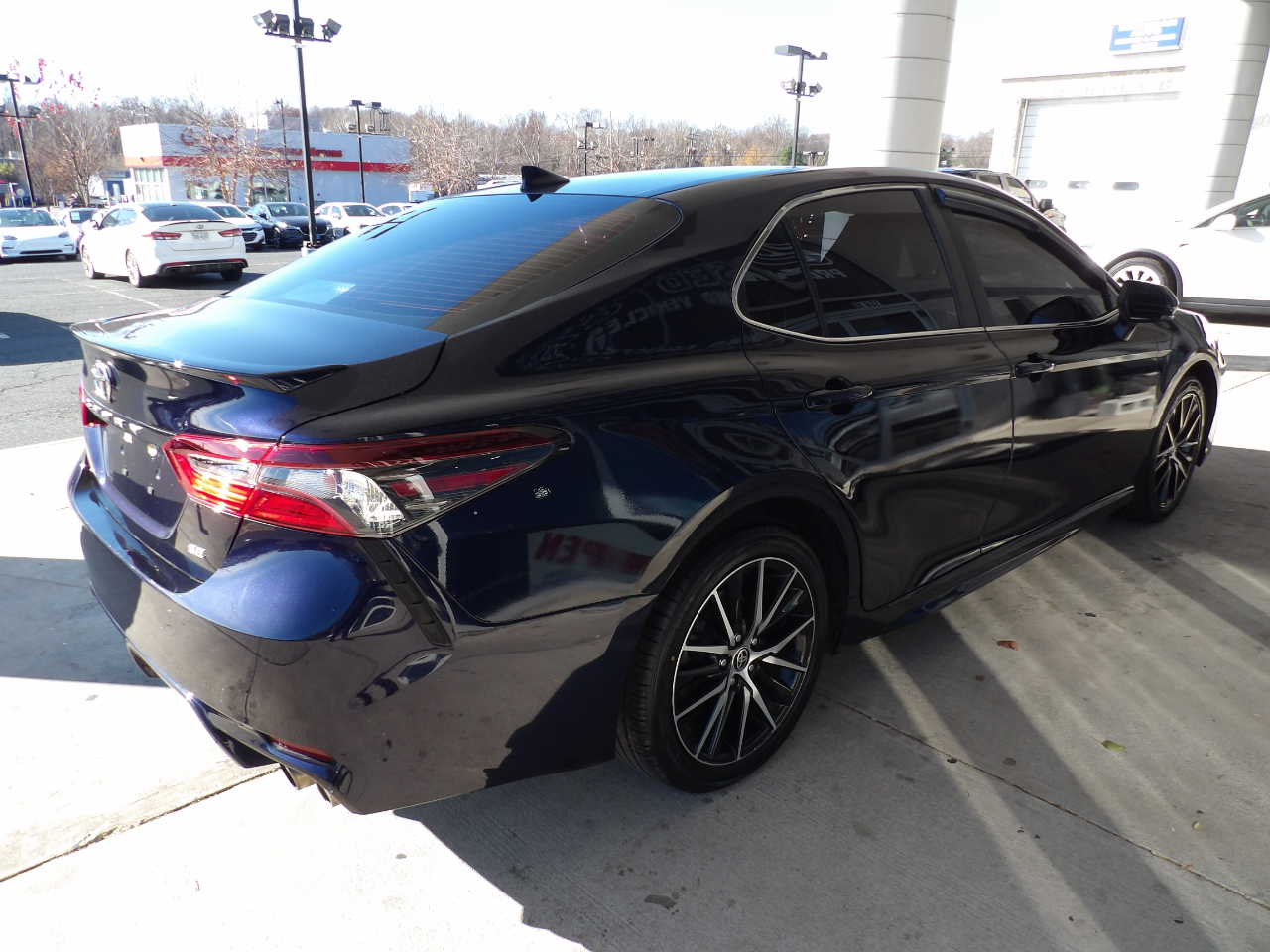 Toyota Camry SE Auto (Natl) 2022