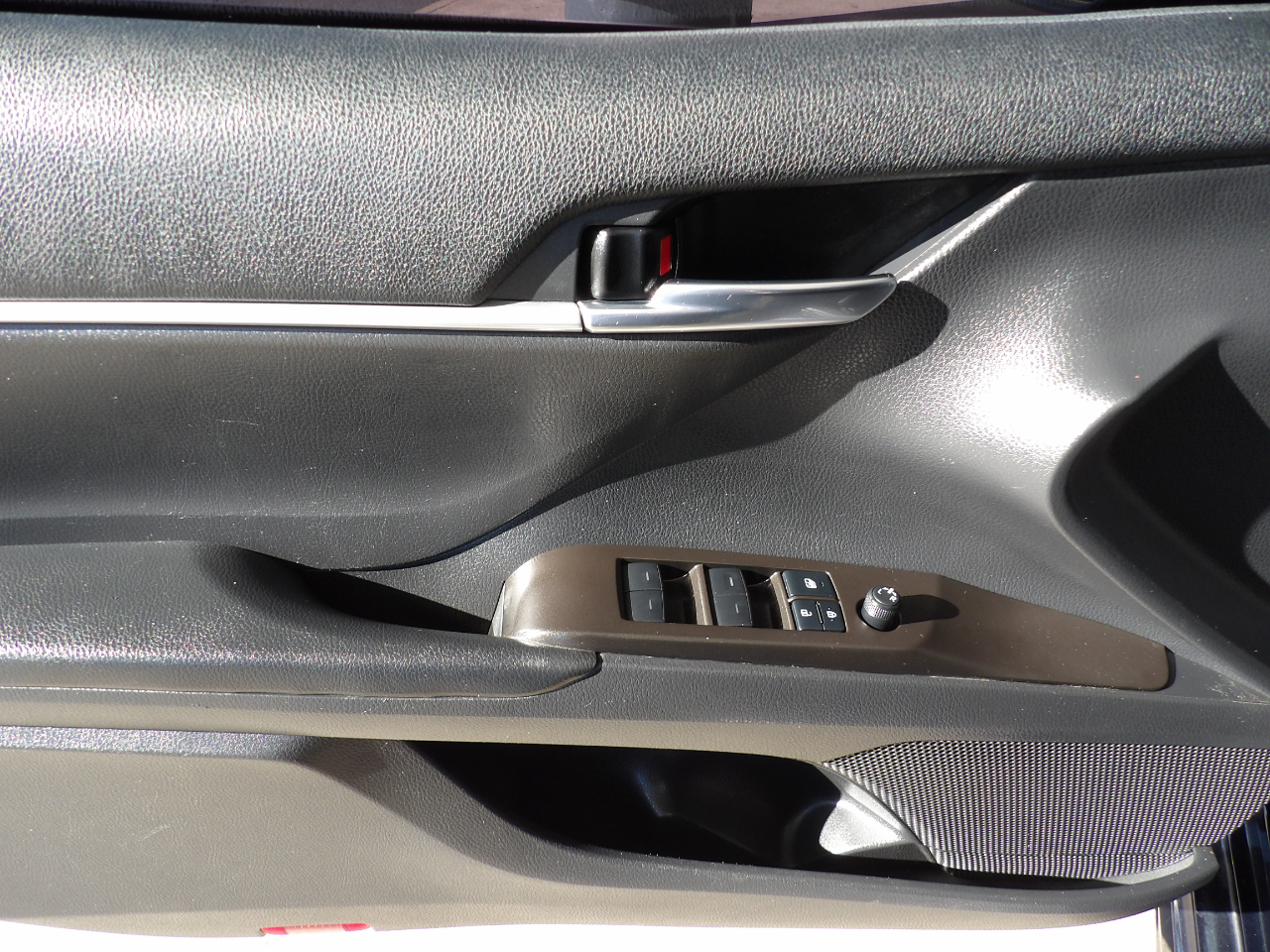 Toyota Camry SE Auto (Natl) 2022