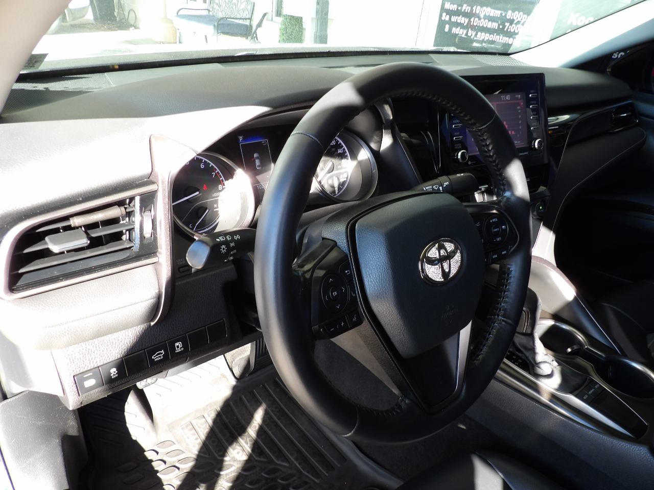 Toyota Camry SE Auto (Natl) 2022