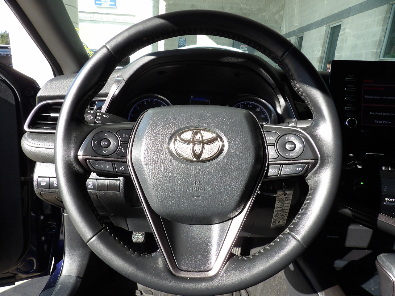 Toyota Camry SE Auto (Natl) 2022