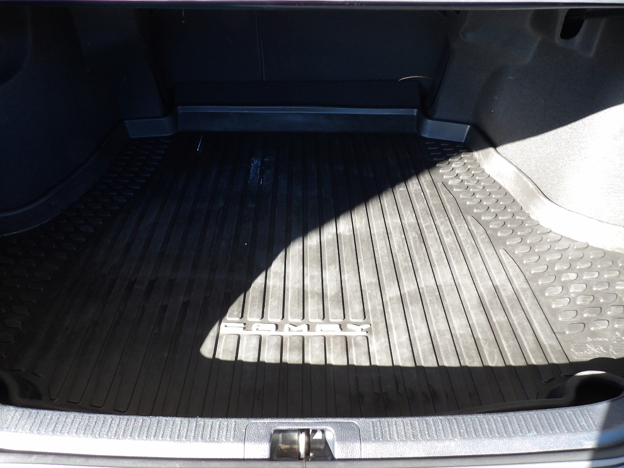 Toyota Camry SE Auto (Natl) 2022