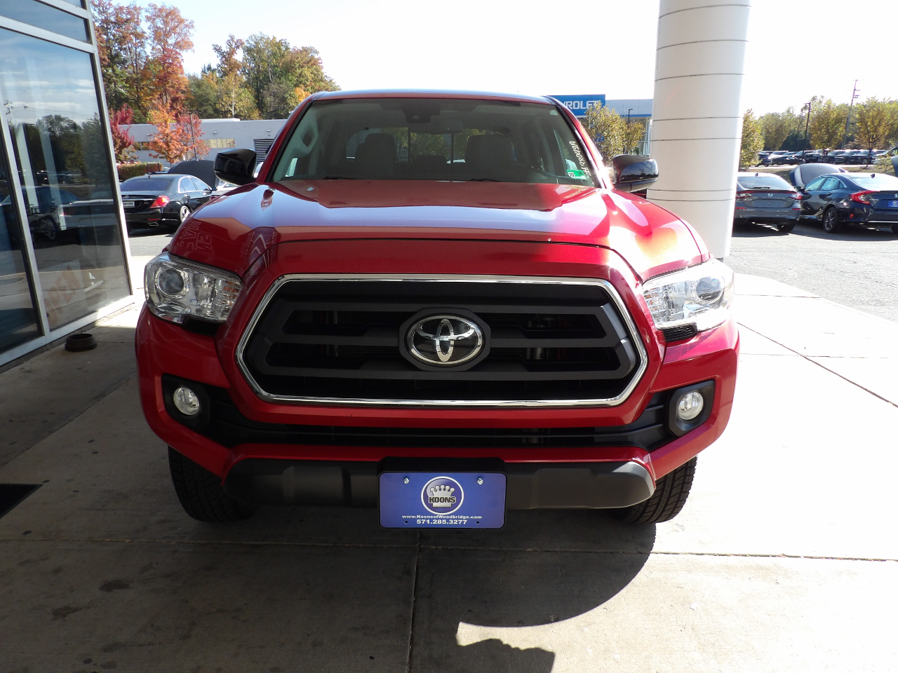 Toyota Tacoma 4WD SR5 Double Cab 5' Bed AT (Natl) 2023 Toyota Tacoma 4WD SR5 Double Cab 5' Bed AT (Natl) 2023