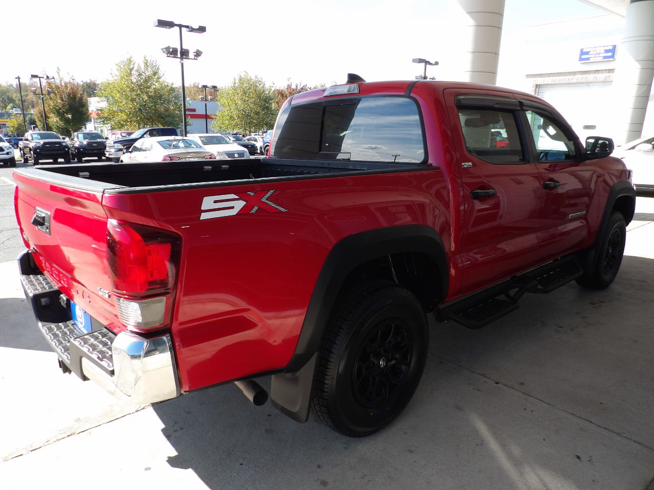 Toyota Tacoma 4WD SR5 Double Cab 5' Bed AT (Natl) 2023 Toyota Tacoma 4WD SR5 Double Cab 5' Bed AT (Natl) 2023
