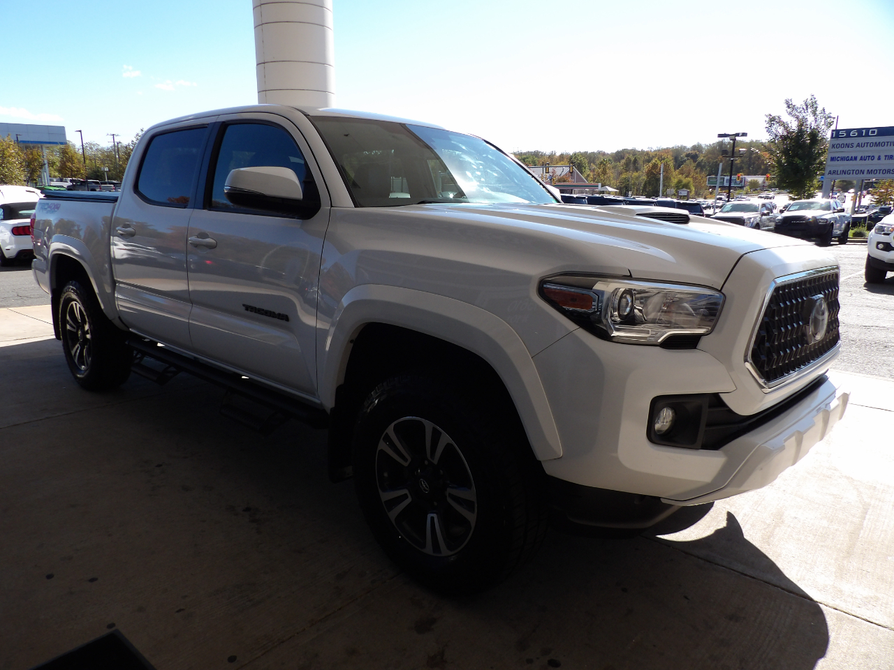 Toyota Tacoma TRD Sport Double Cab 4WD 2018 Toyota Tacoma TRD Sport Double Cab 4WD 2018