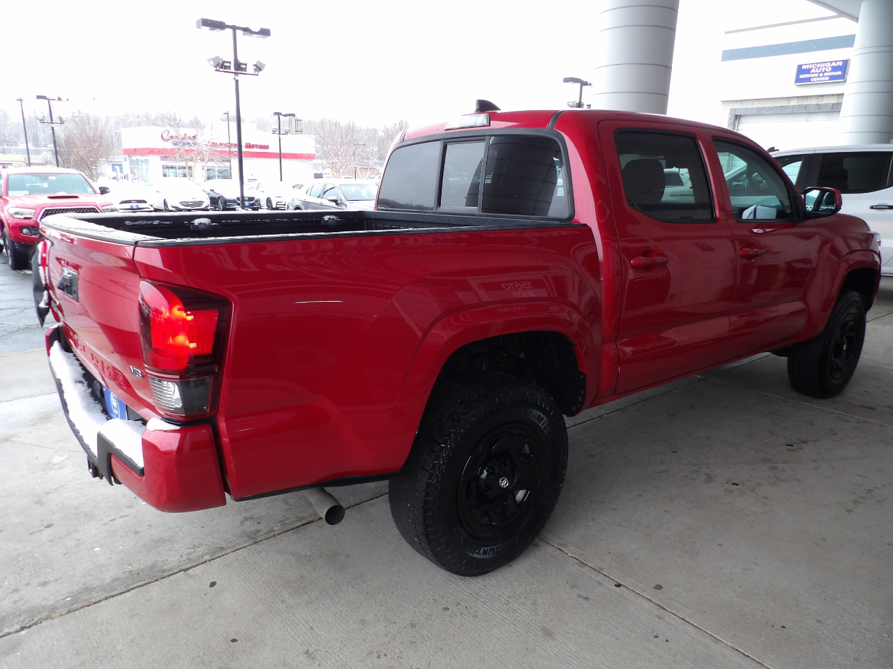 Toyota Tacoma 4WD SR5 Double Cab 6' Bed AT (Natl) 2021
