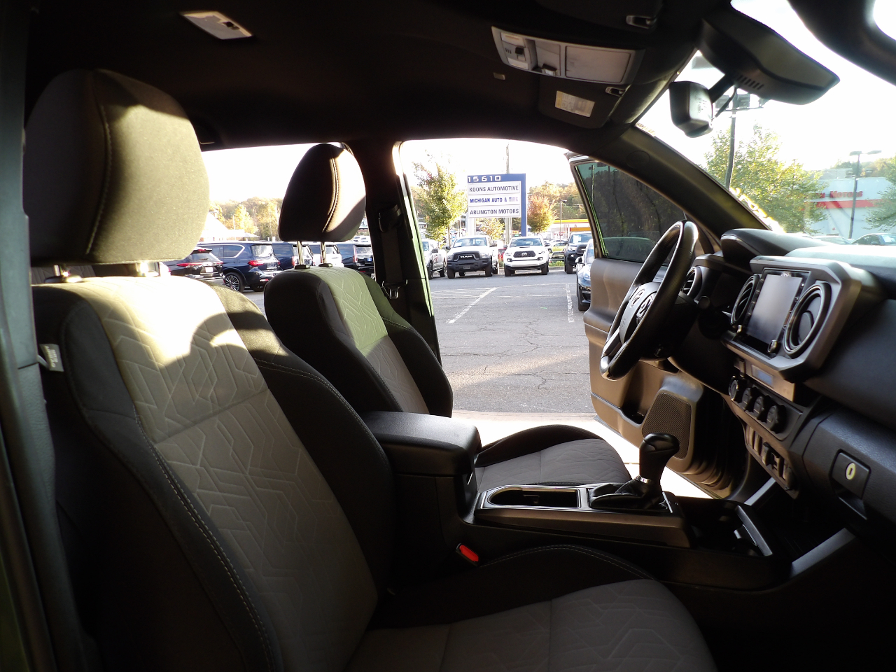 Toyota Tacoma 4WD TRD Sport Double Cab 5' Bed AT (Natl) 2021 Toyota Tacoma 4WD TRD Sport Double Cab 5' Bed AT (Natl) 2021