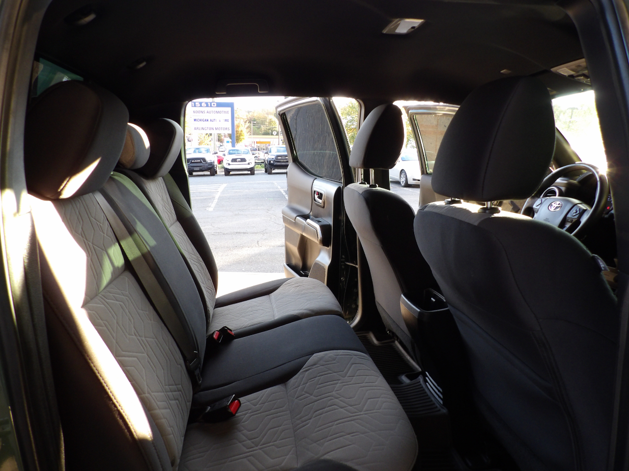 Toyota Tacoma 4WD TRD Sport Double Cab 5' Bed AT (Natl) 2021 Toyota Tacoma 4WD TRD Sport Double Cab 5' Bed AT (Natl) 2021