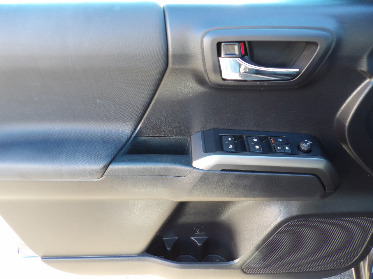 Toyota Tacoma 4WD TRD Sport Double Cab 6' Bed AT (Natl) 2021