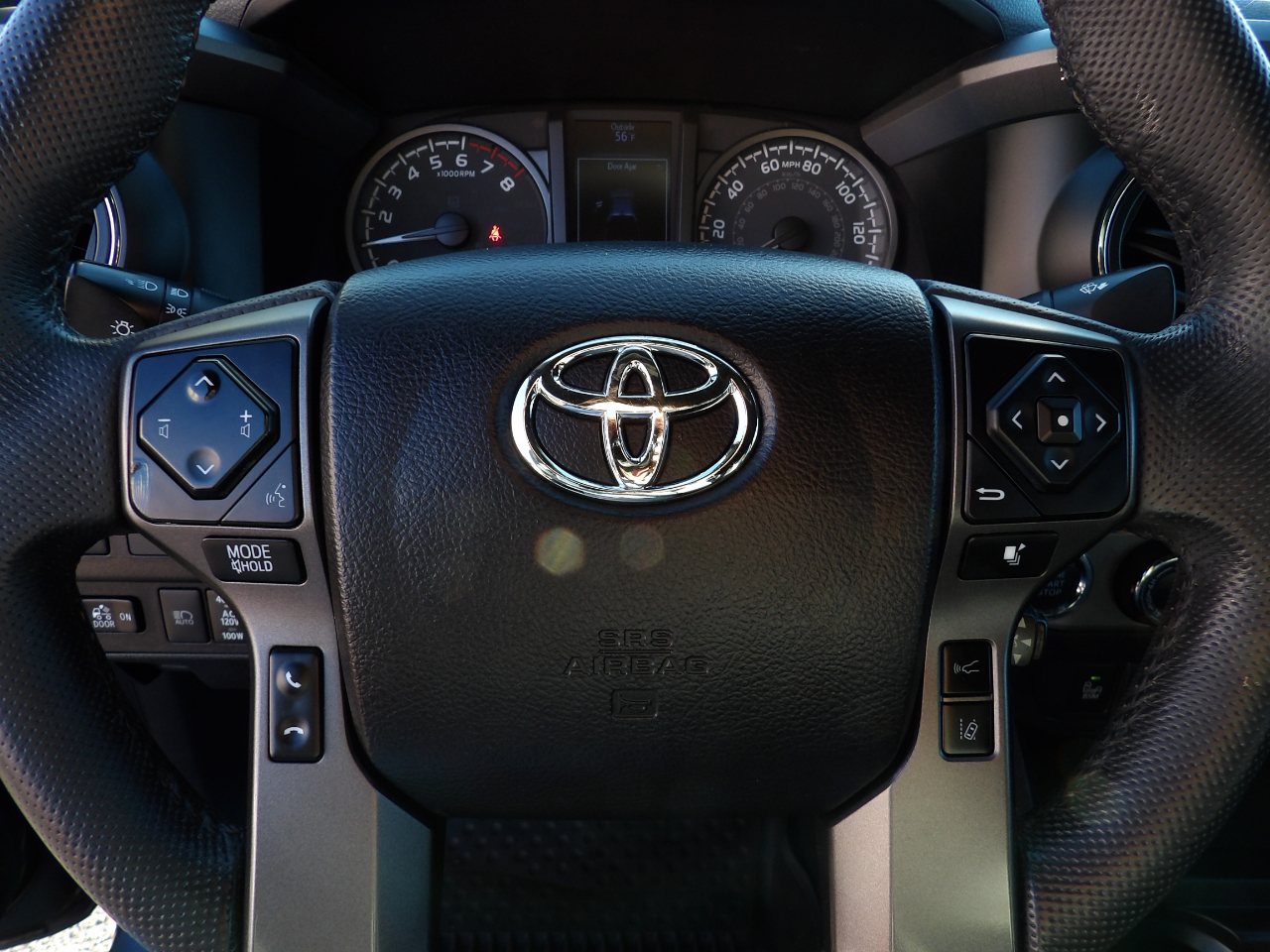 Toyota Tacoma 4WD TRD Sport Double Cab 6' Bed AT (Natl) 2021