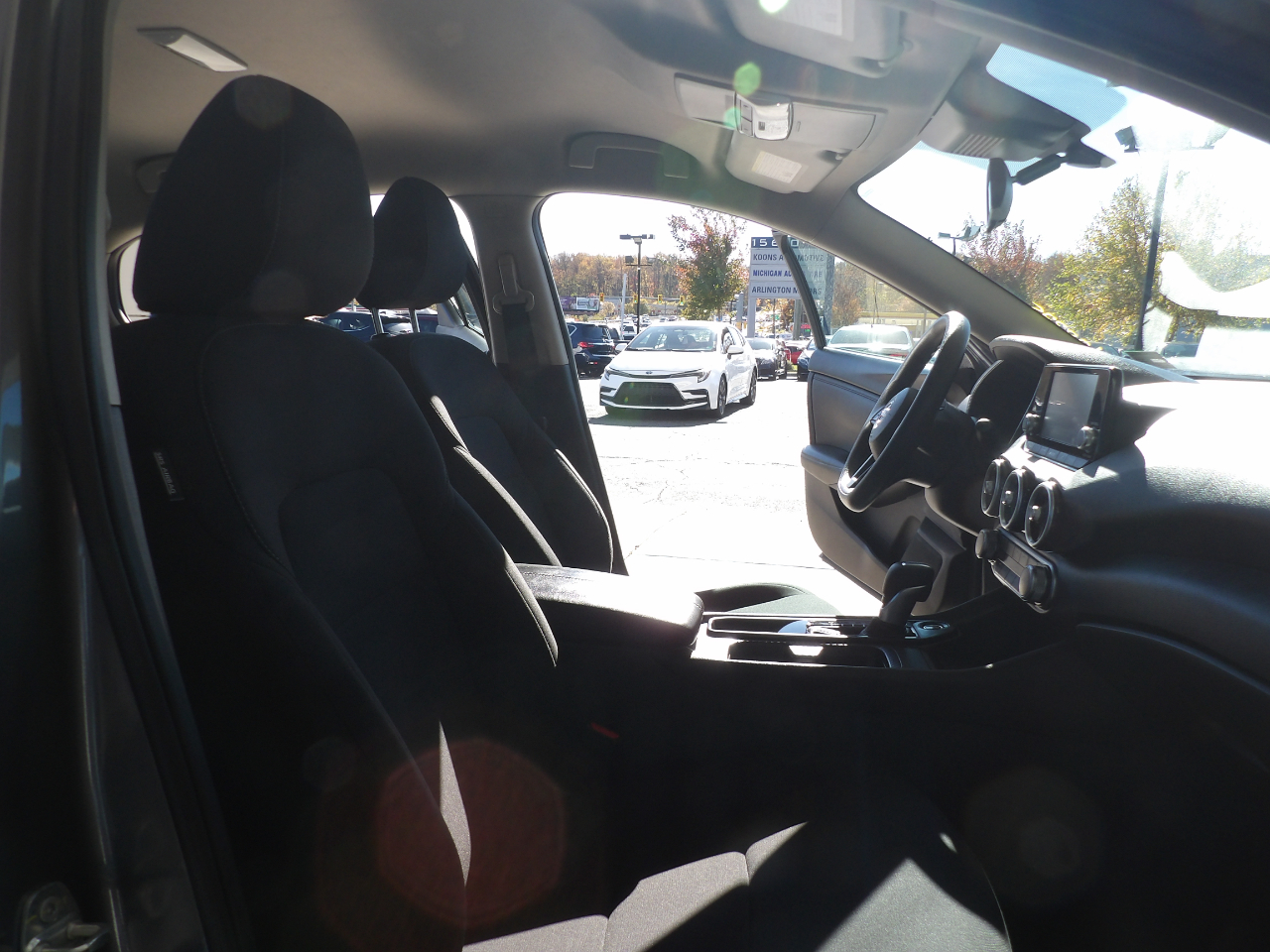 Nissan Sentra S CVT 2024