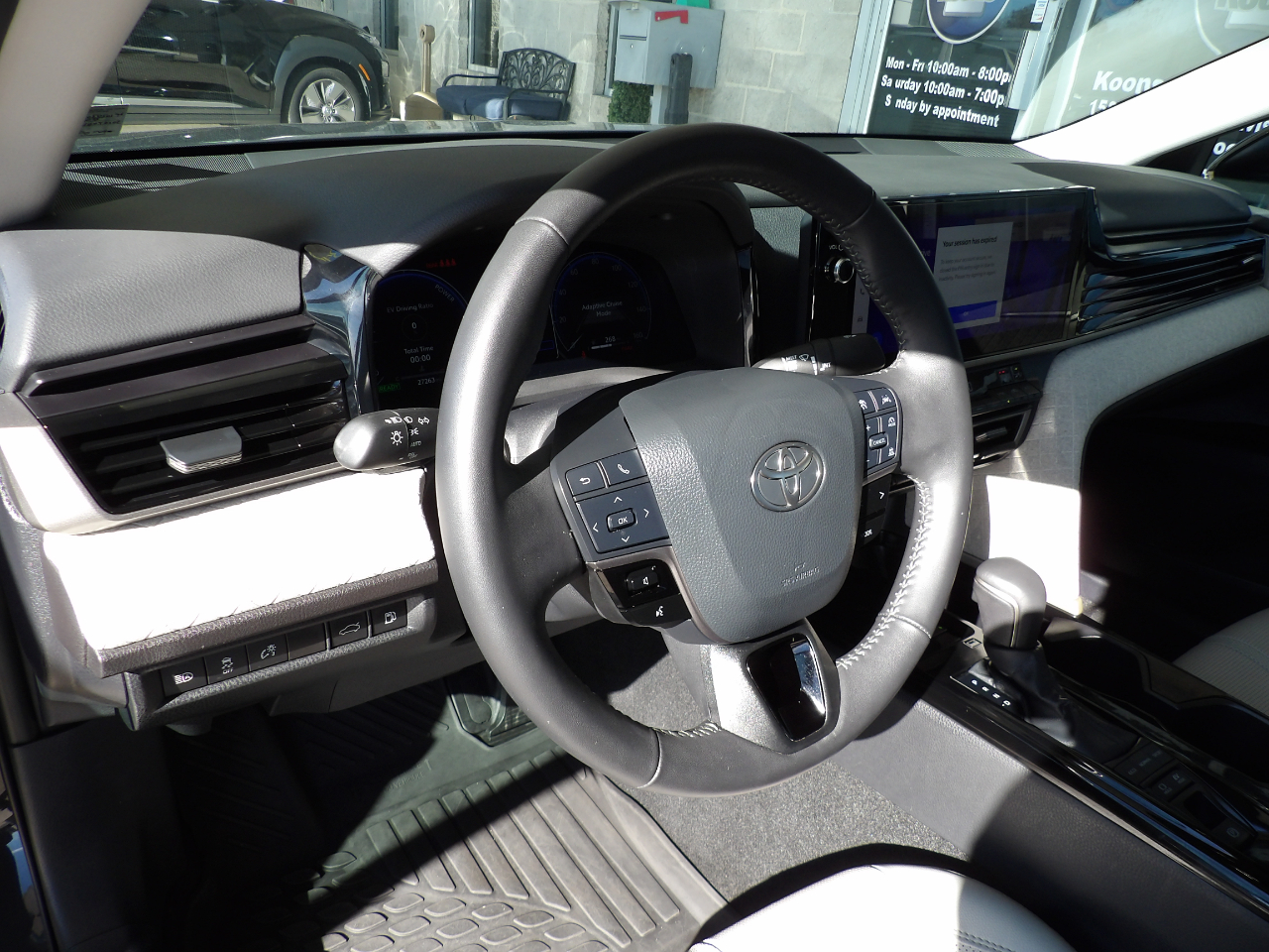 Toyota Camry XLE 2025