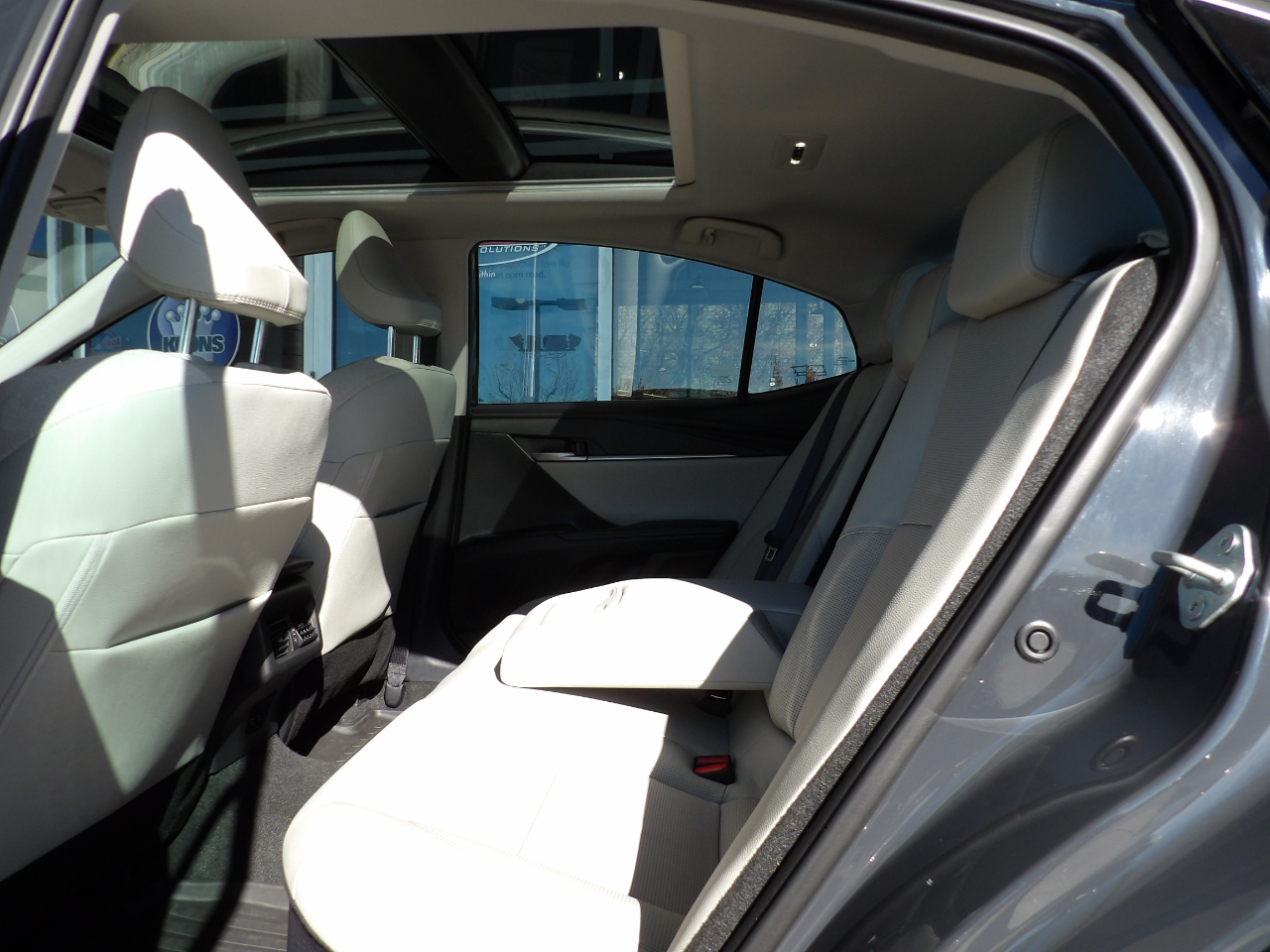 Toyota Camry XLE 2025