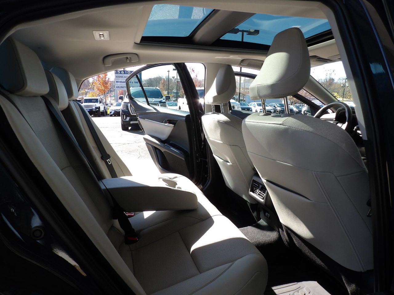 Toyota Camry XLE 2025