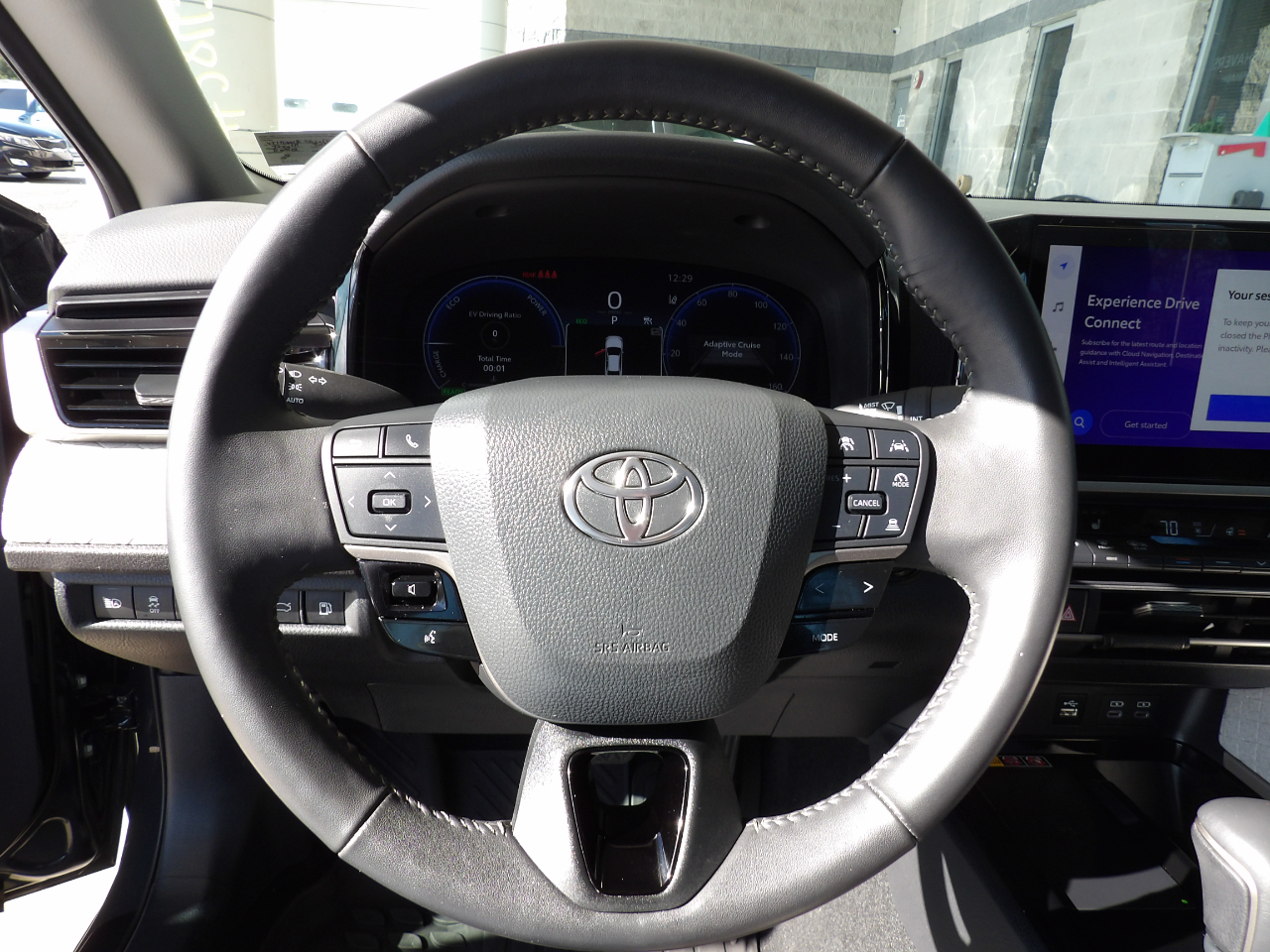 Toyota Camry XLE 2025