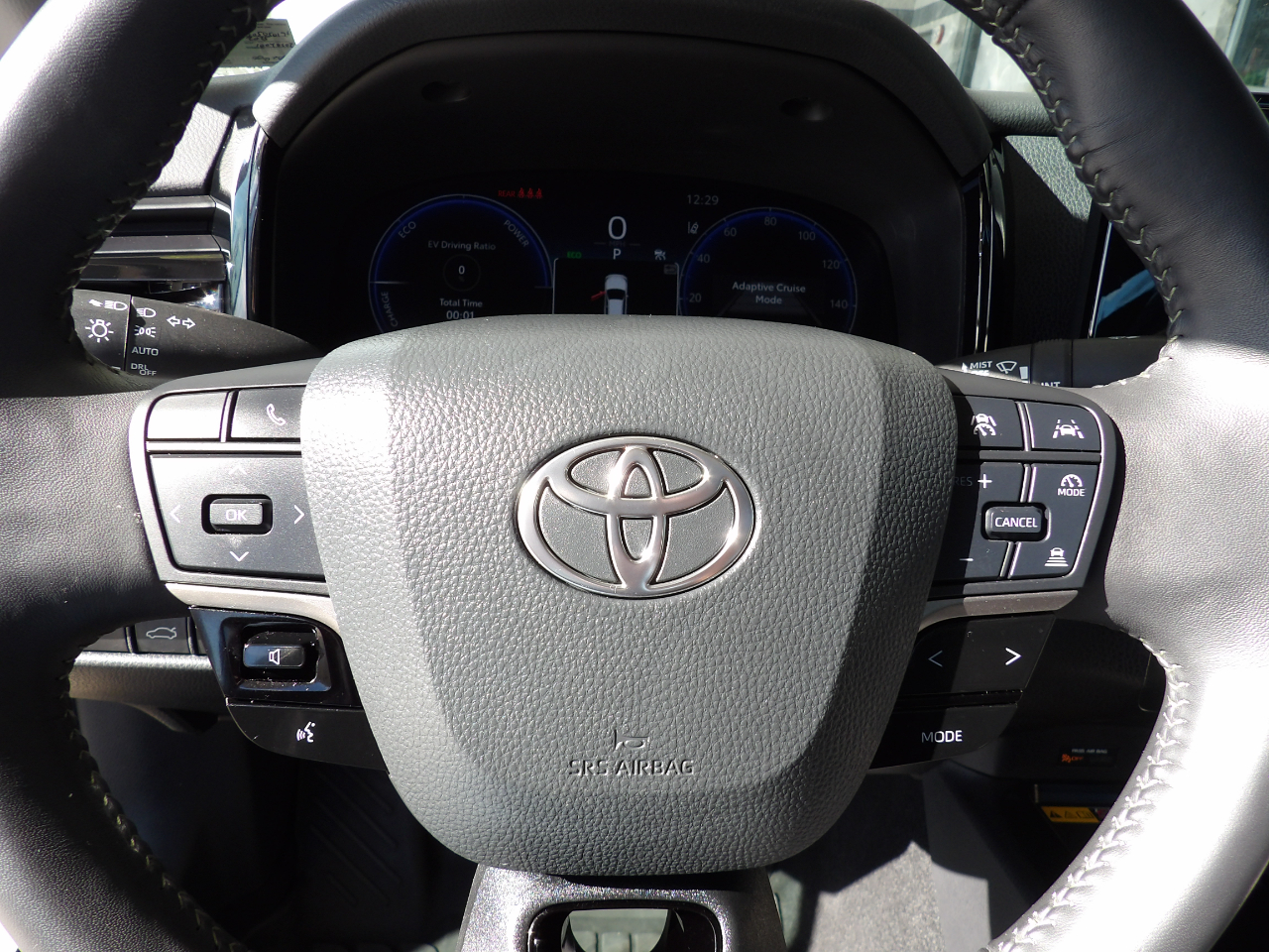 Toyota Camry XLE 2025