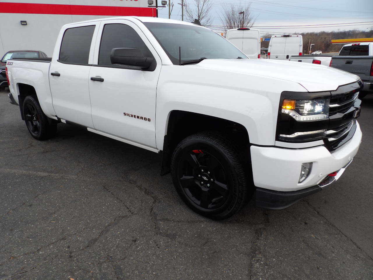 Chevrolet Silverado 1500 4WD Crew Cab 143.5" LTZ w/2LZ 2018