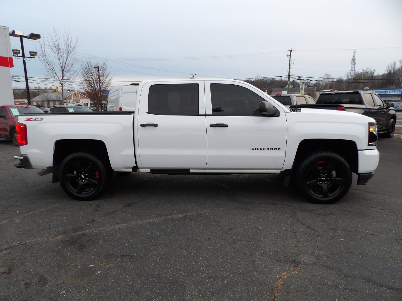 Chevrolet Silverado 1500 4WD Crew Cab 143.5" LTZ w/2LZ 2018
