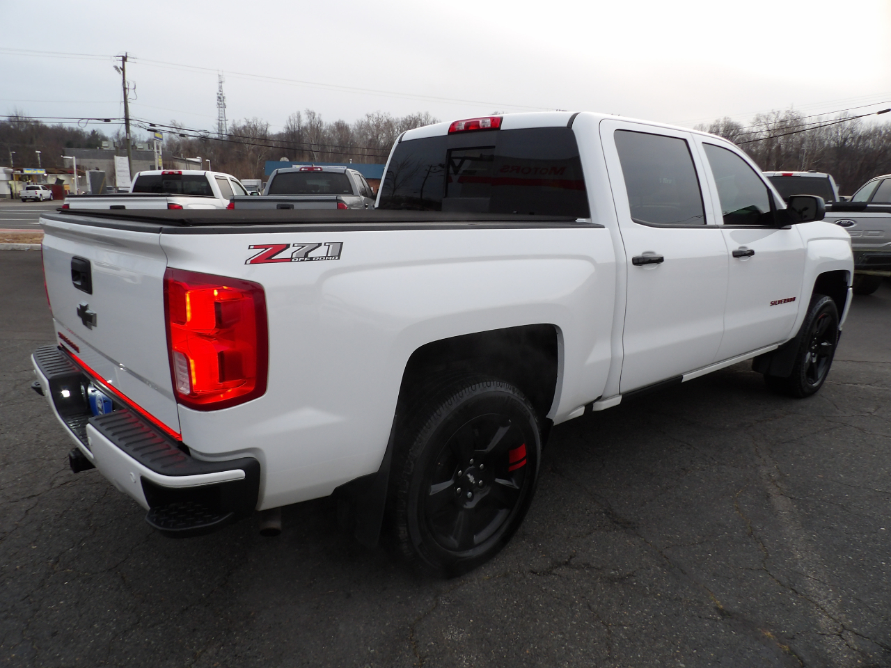 Chevrolet Silverado 1500 4WD Crew Cab 143.5" LTZ w/2LZ 2018