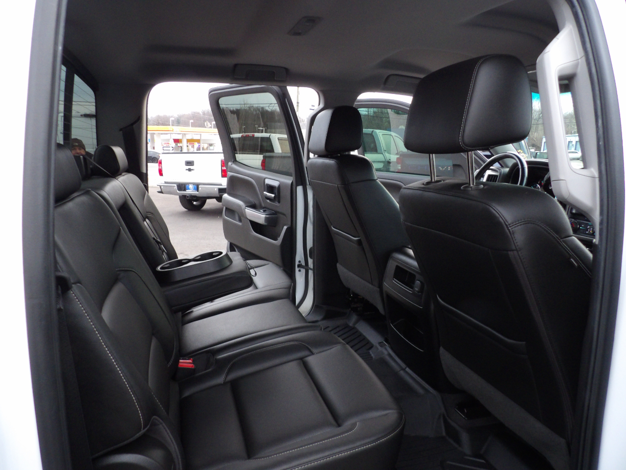 Chevrolet Silverado 1500 4WD Crew Cab 143.5" LTZ w/2LZ 2018