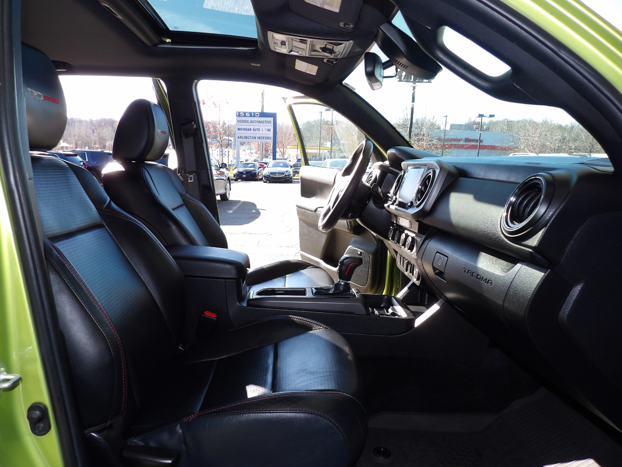 Toyota Tacoma 4WD TRD Pro Double Cab 5' Bed V6 AT (Natl) 2022