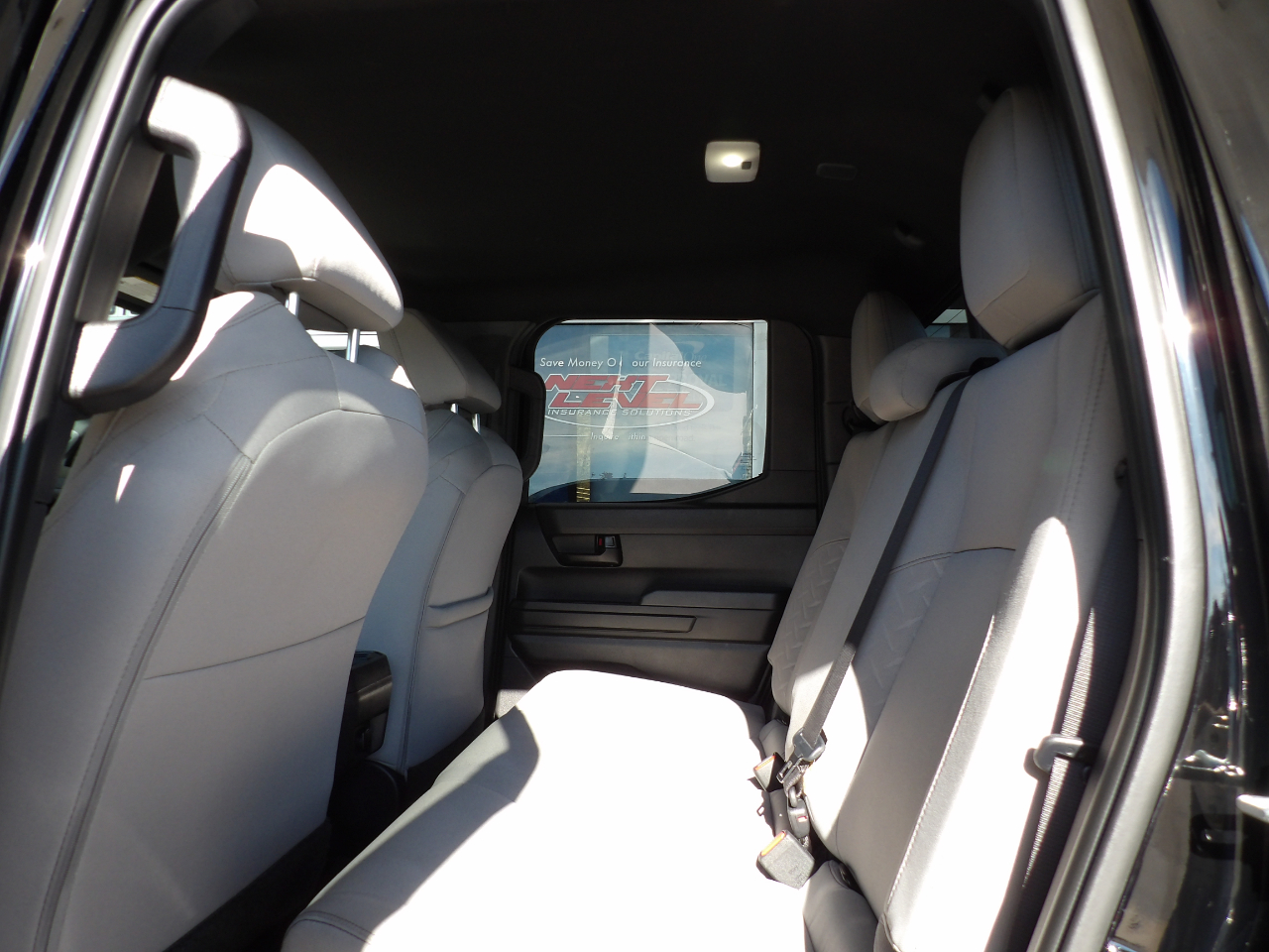 Toyota Tacoma 4WD SR5 Double Cab 5' Bed AT (Natl) 2024