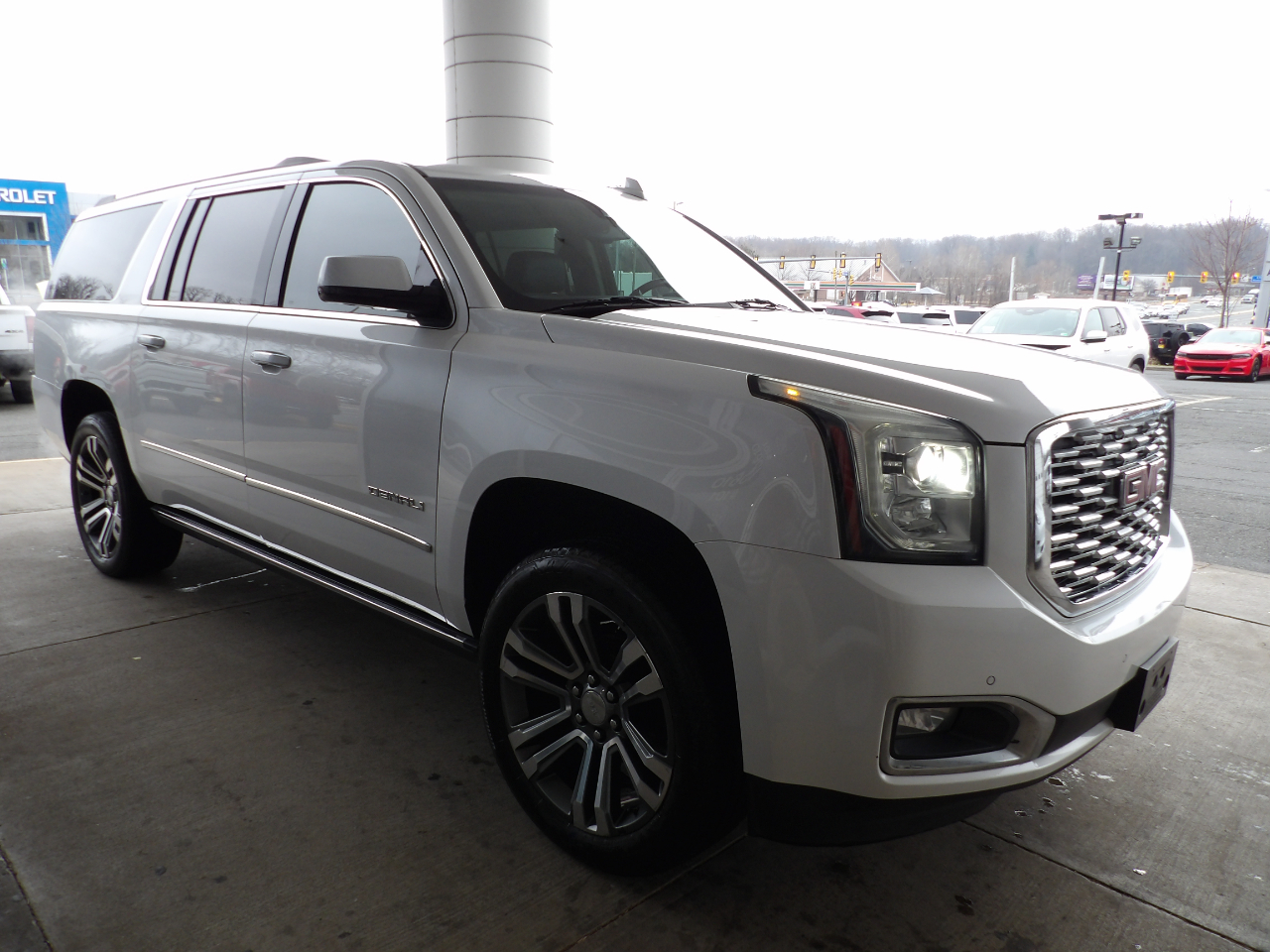 GMC Yukon XL 4WD 4dr Denali 2019