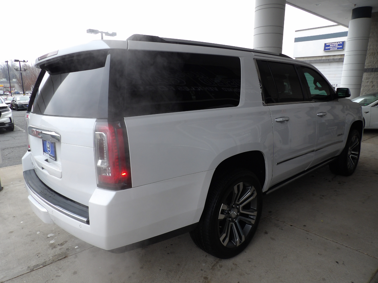 GMC Yukon XL 4WD 4dr Denali 2019