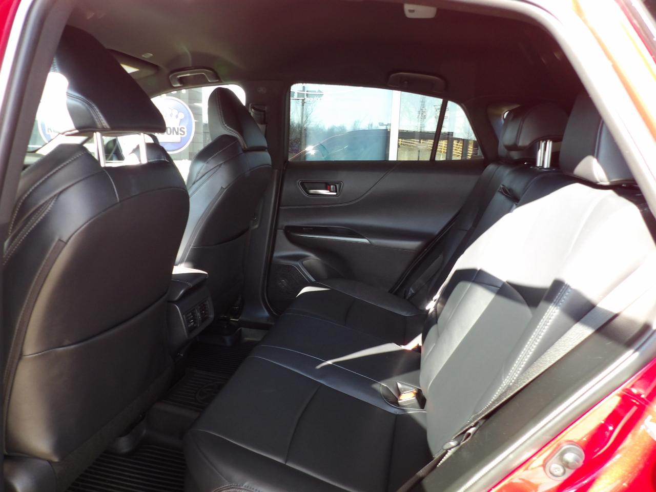 Toyota Venza LE AWD (Natl) 2023