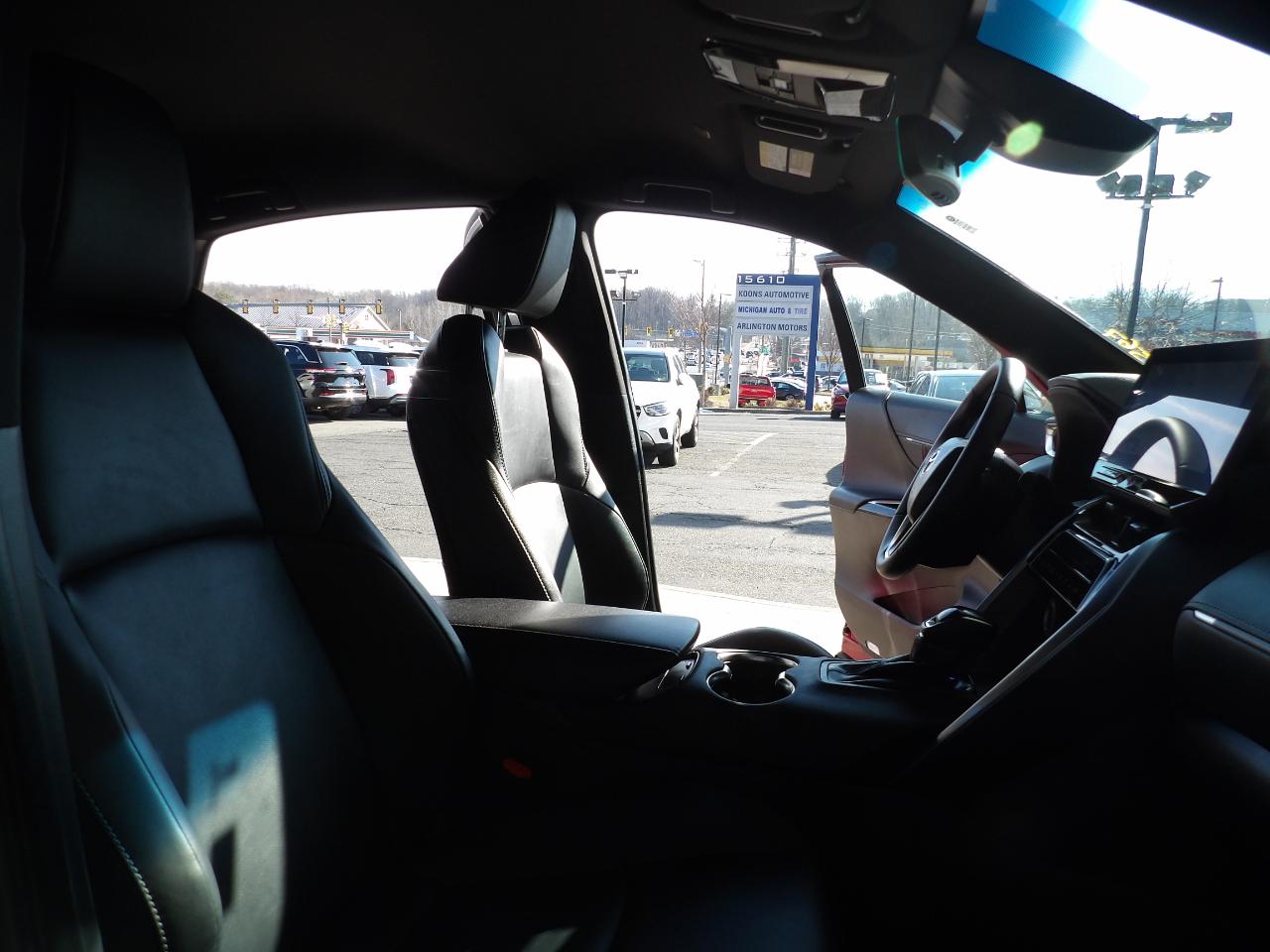 Toyota Venza LE AWD (Natl) 2023