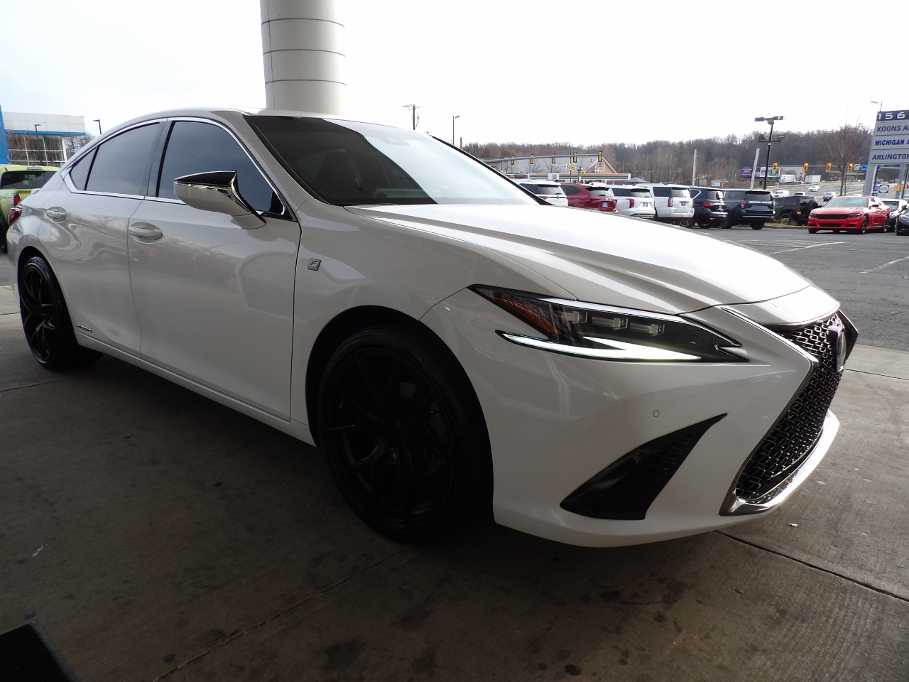 Lexus ES ES 300h F SPORT FWD 2022