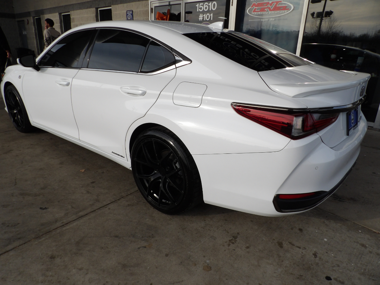 Lexus ES ES 300h F SPORT FWD 2022