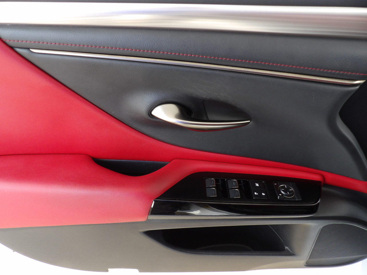 Lexus ES ES 300h F SPORT FWD 2022