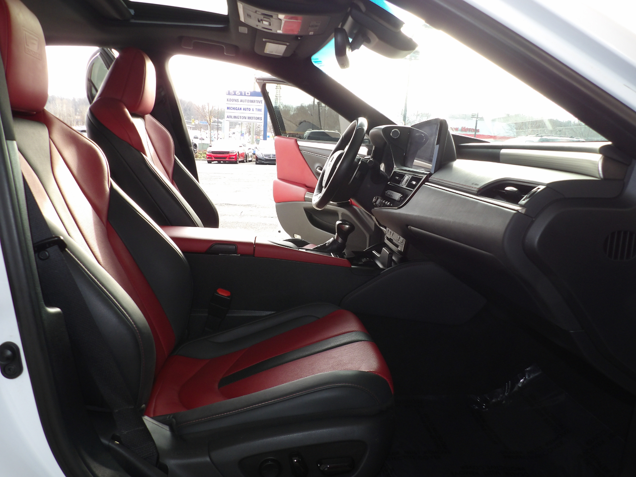 Lexus ES ES 300h F SPORT FWD 2022