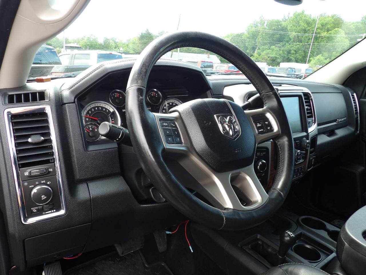 RAM 2500 4WD Crew Cab 149" Laramie Power Wagon 2016