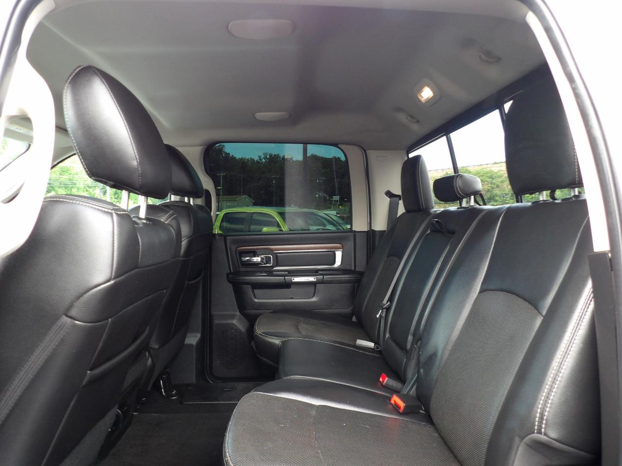 RAM 2500 4WD Crew Cab 149" Laramie Power Wagon 2016