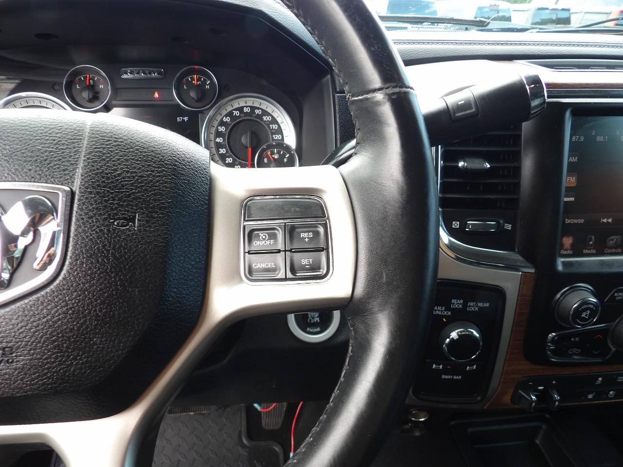 RAM 2500 4WD Crew Cab 149" Laramie Power Wagon 2016