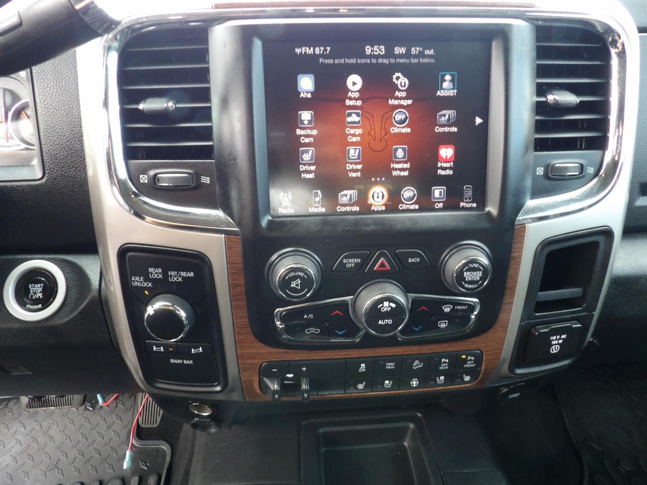 RAM 2500 4WD Crew Cab 149" Laramie Power Wagon 2016
