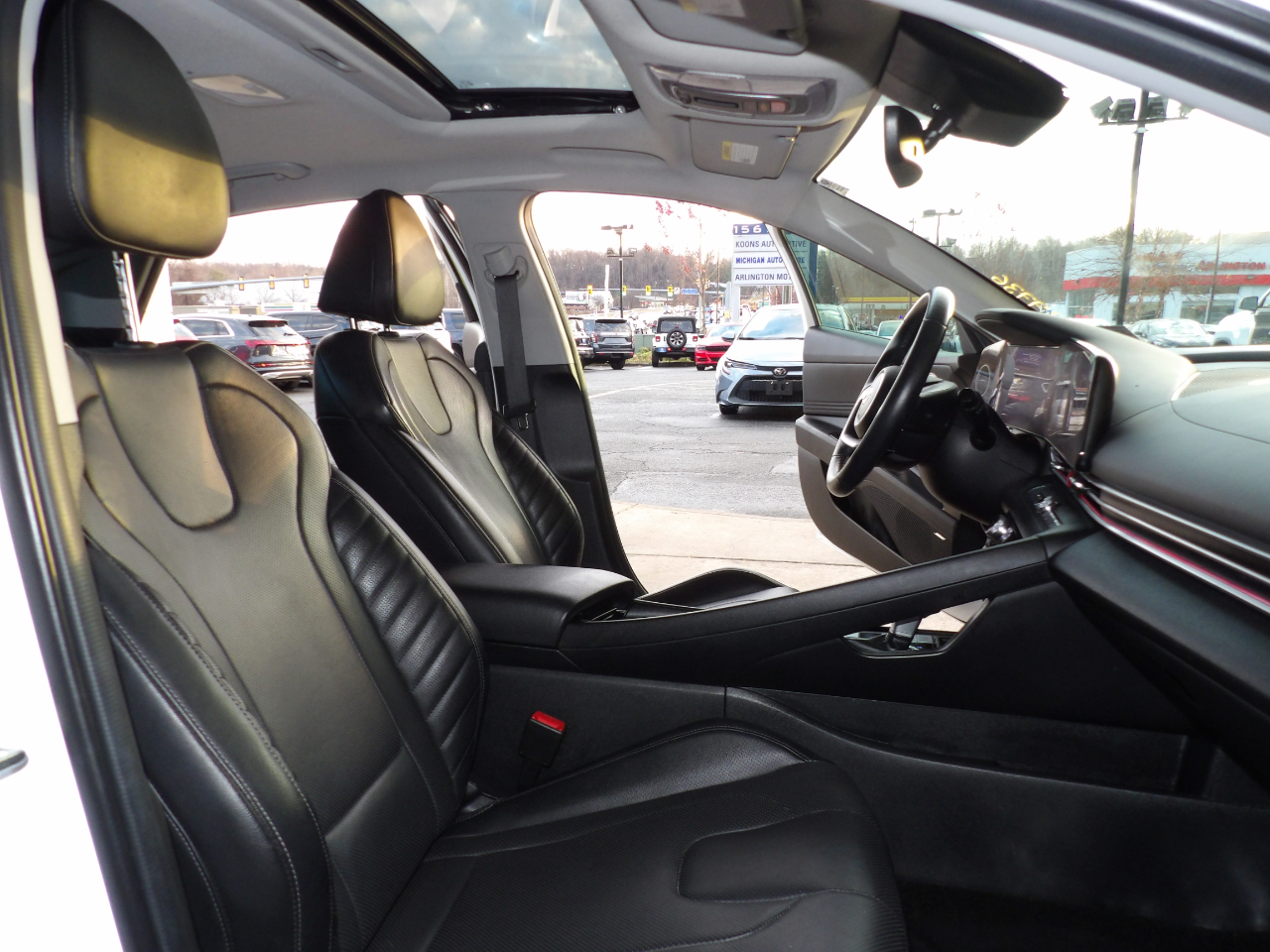 Hyundai Elantra Hybrid Limited DCT 2023