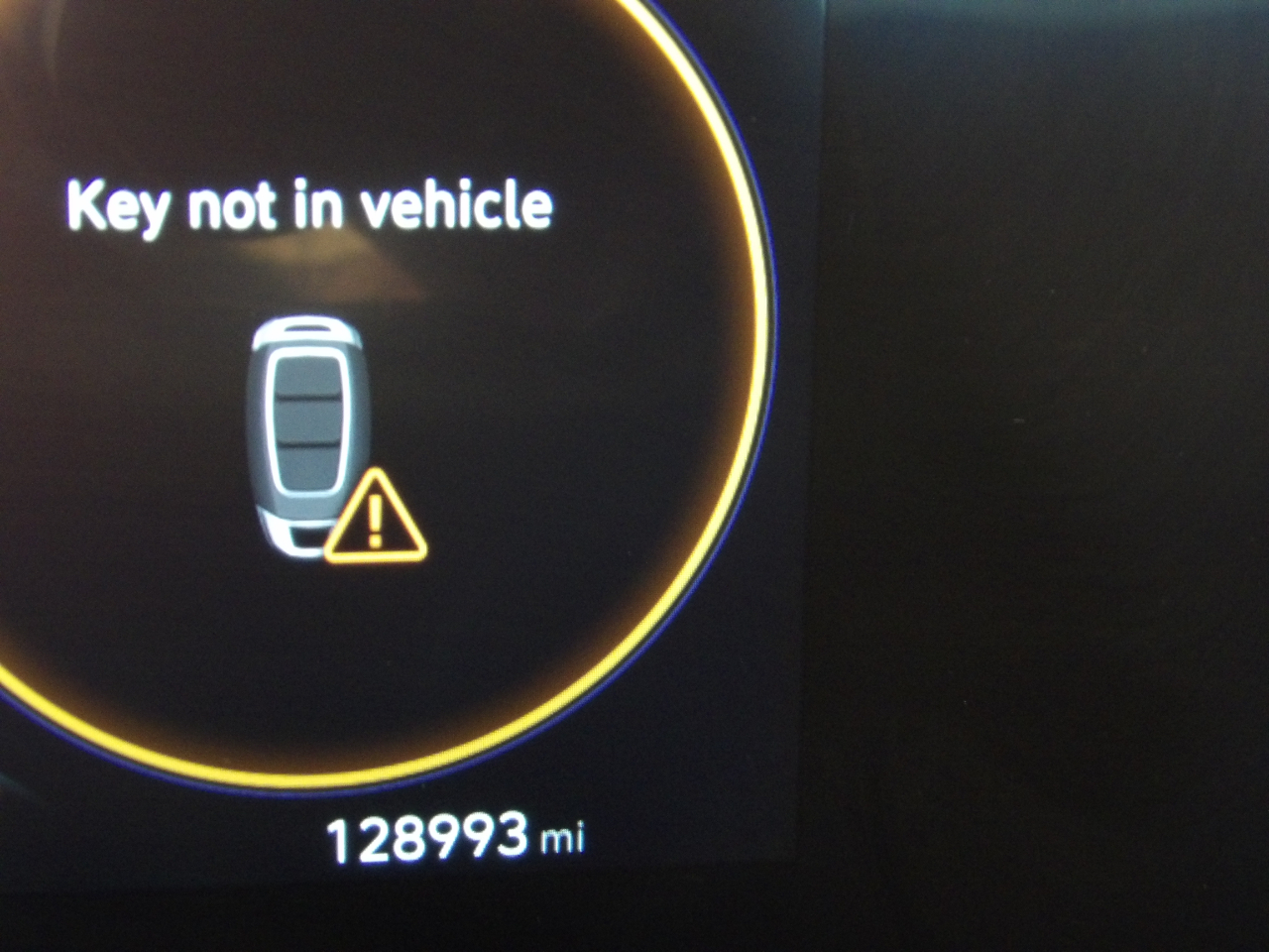 Hyundai Elantra Hybrid Limited DCT 2023