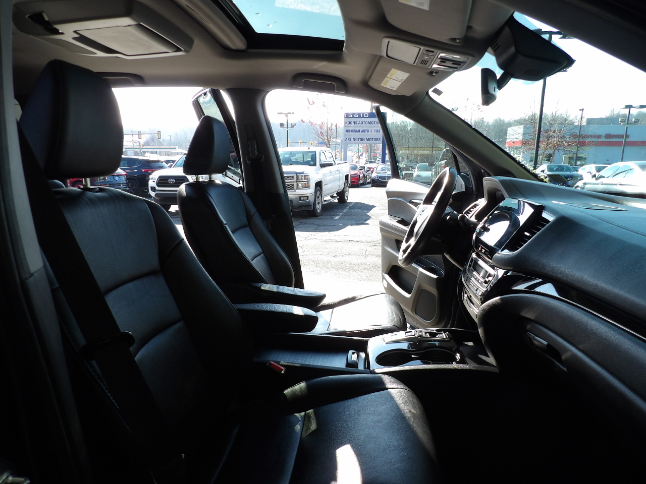 Honda Pilot Touring 7-Passenger 2WD 2022