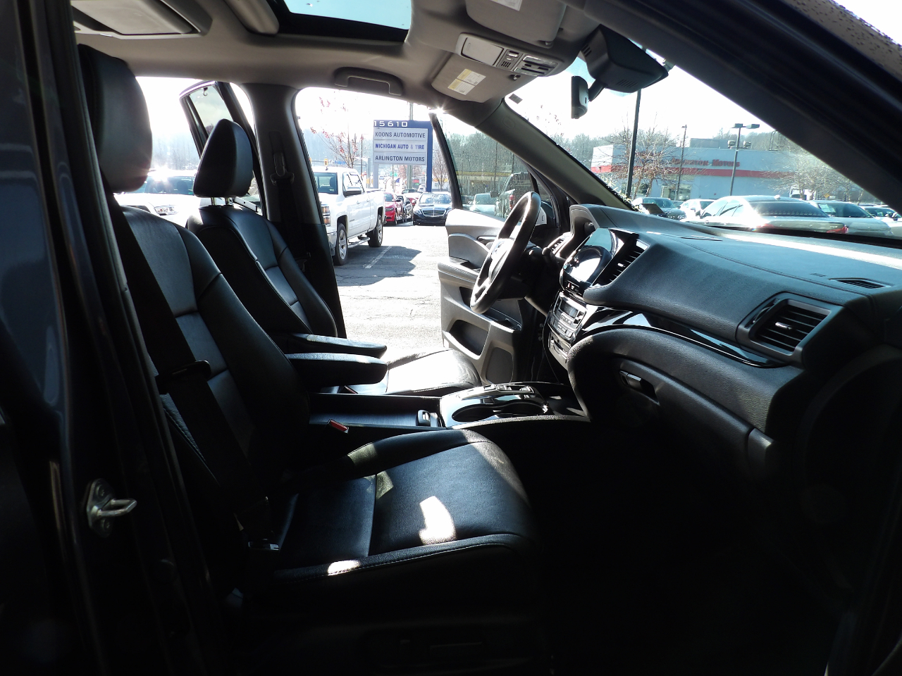 Honda Pilot Touring 7-Passenger 2WD 2022